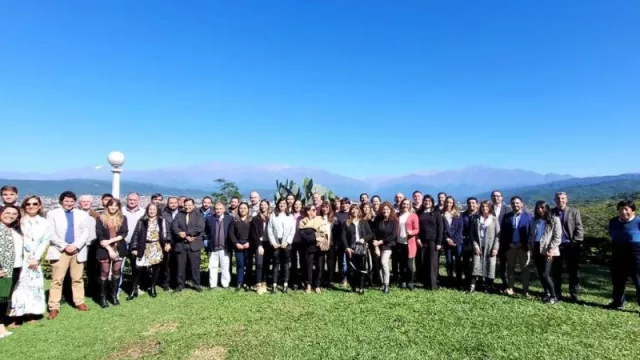 Capacitan empresas y técnicos sobre nuevas normativas ambientales en minería