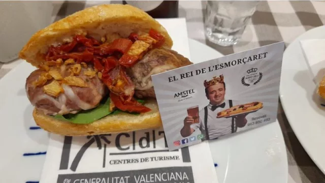 València Turisme presenta la provincia en Bilbao con un ‘esmorzaret’ valenciano (como parte de un delicioso desayuno de trabajo)