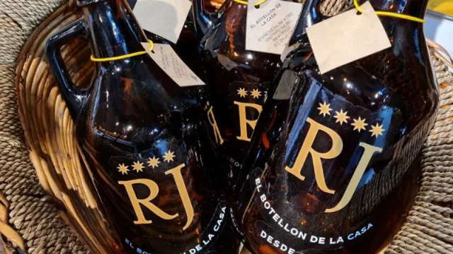 Revolución en la industria del vino: un nuevo botellón recargable que abarata costos y cuida el medioambiente