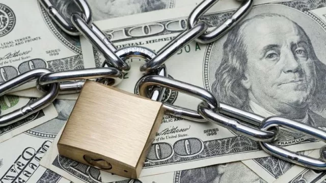 Dólar ahorro: se renueva en junio el cupo de u$s 200, quiénes pueden comprarlo y cuánto deja hacer puré