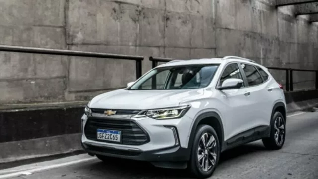 Chevrolet Cruze VS Chevrolet Tracker ¿cuánto cuestan en junio?