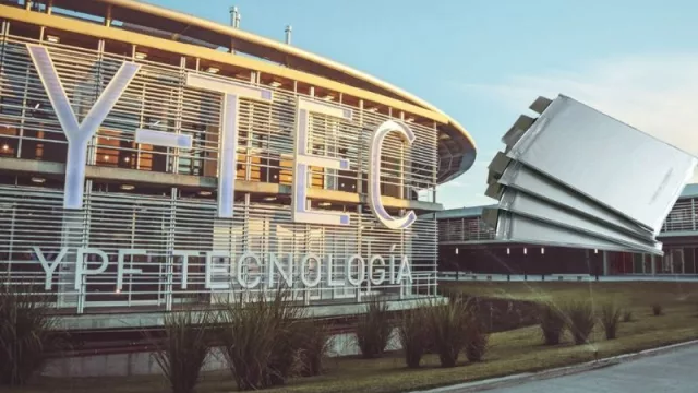 Primera fábrica de baterías de litio abastecerá a 2.500 viviendas (y 400 vehículos eléctricos)