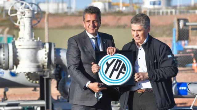 El dólar Vaca Muerta extiende el congelamiento de los combustibles