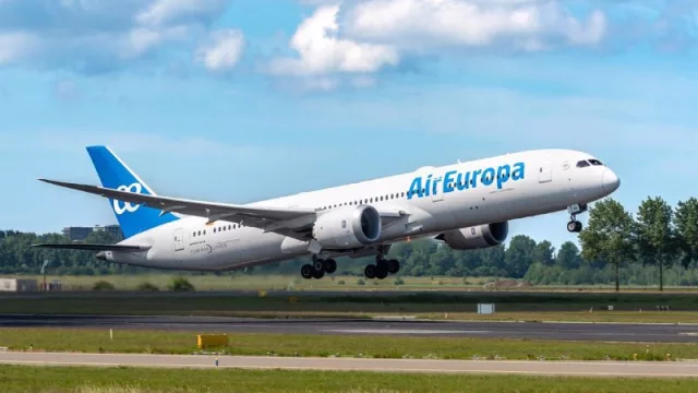 Hackeados por accidente (un infortunado despertar): Air Europa sufre nuevamente un hackeo que afecta a miles de clientes
