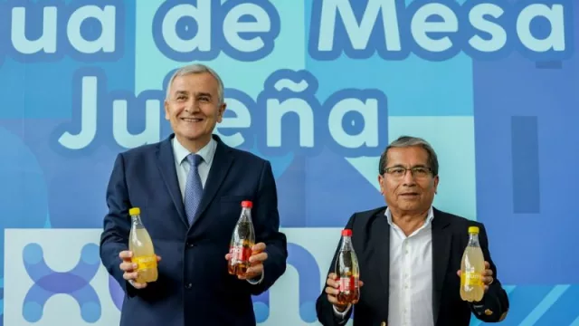 Para sobrellevar el verano: la empresa Xuma presentó una nueva línea de agua saborizada