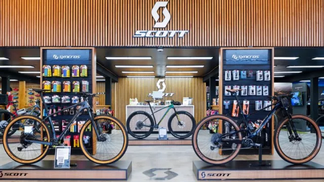 La marca suiza de bicicletas Scott abrió seis sucursales en el país