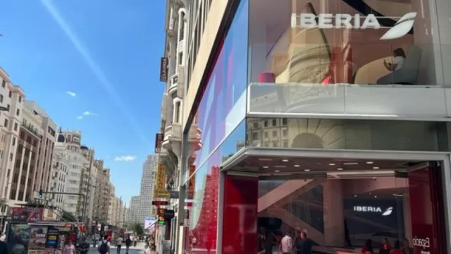Iberia aterriza en el corazón de la Gran Vía de Madrid (en un espacio de 1.100 m2, distribuidos en dos plantas)
