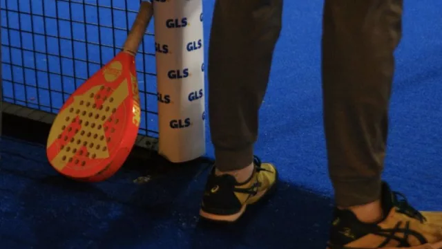 Seis beneficios de incluir el pádel en la empresa para mejorar el bienestar de los empleados