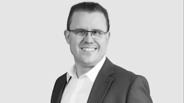 Rodrigo Riera, nuevo director de rockwell automation para la Región Andina, Centro América y Caribe, analiza estrategias para lograr la sostenibilidad.