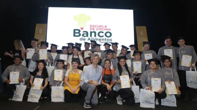 Gasnor dio inicio a una nueva edición del programa “Energía del Sabor” en la Escuela de Cocina del Banco de Alimentos