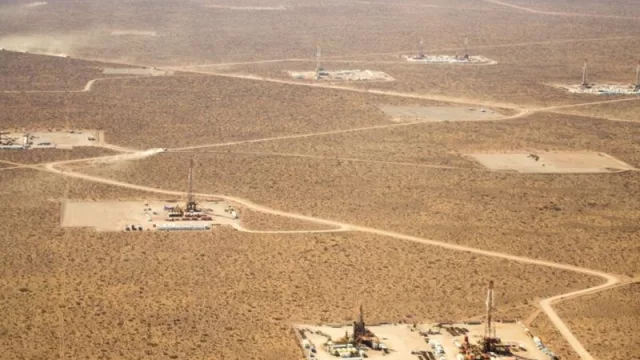 Neuquén alcanza récord histórico en producción de petróleo impulsado por Vaca Muerta