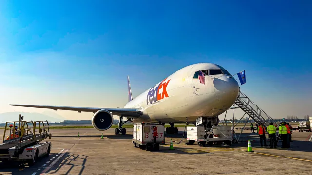 FedEx apunta a las pymes e incorpora una ruta de carga desde Miami a Ezeiza