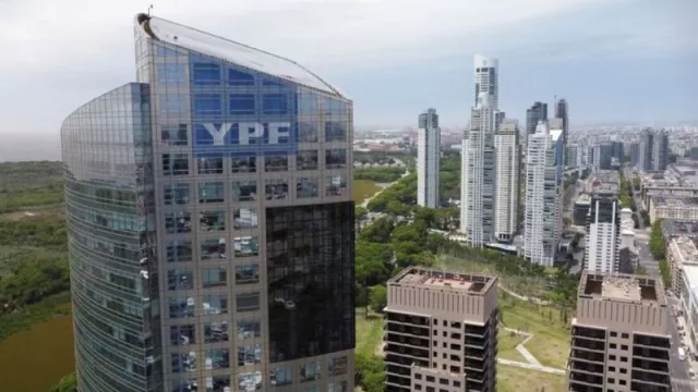 YPF acelera su estrategia para enfocarse en Vaca Muerta