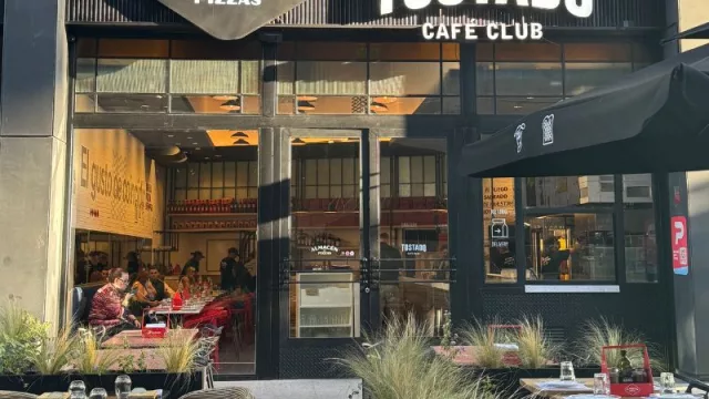 Almacén de Pizzas y Tostado inauguran ‘El gusto de coincidir’ en Vicente López (un espacio que fusiona todos sus sabores)