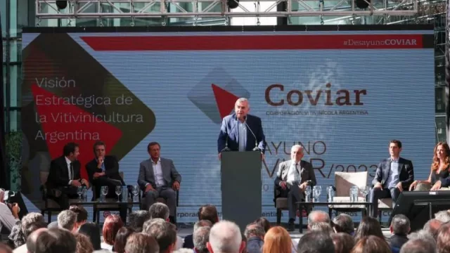 Cruce por la Coviar: entre el centralismo porteño y la búsqueda de desregulación