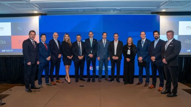 Petroleras argentinas buscan sumar proveedores texanos para potenciar Vaca Muerta