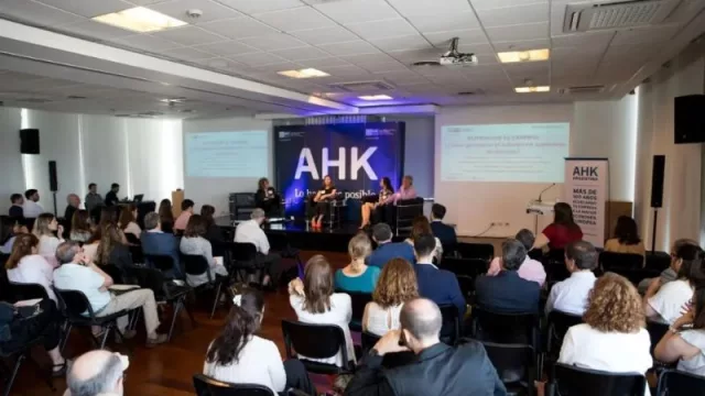 Delegación alemana llega a Neuquén para estrechar lazos con Vaca Muerta