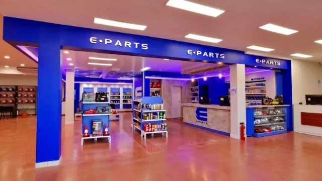 E-Parts acelera con franquicias: cómo invertir en autopartes (sin ser experto en el rubro)