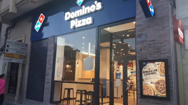 Domino's Pizza gana 112,1 millones durante su segundo trimestre, un 7,7% menos, pero repartirá dividendos