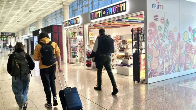 Aena saca a concurso el 98% de la restauración del Aeropuerto de Barcelona