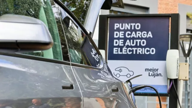 Mendoza acelera hacia la movilidad eléctrica: empresas apuestan al futuro sustentable