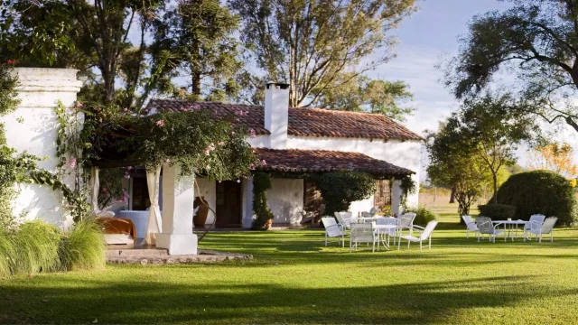 House of Jasmines, distinguido con las Llaves Michelin en Argentina (la casa que creó Robert Duvall con su esposa no para de sumar galardones)