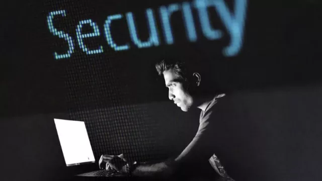 Más de un tercio de los grandes comercios online en España deja a sus clientes expuestos al fraude por email