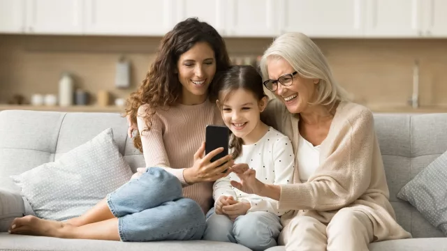 Vivir en un pueblo ya no significa renunciar a médicos o veterinarios: una app acerca estos servicios a familias y trabajadores rurales