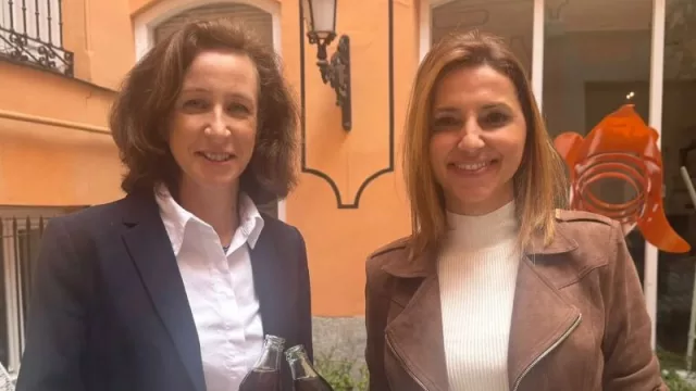 Coca-Cola Europacific Partners Iberia y Carrefour se alían para impulsar la sostenibilidad en sus operaciones