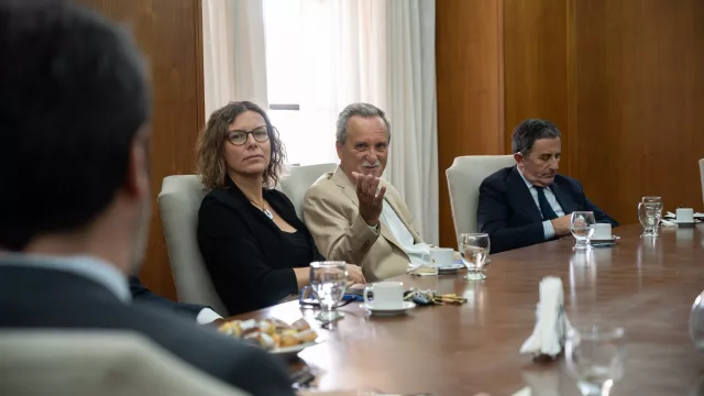 Mendoza refuerza su proyección internacional: reunión estratégica con cónsules acreditados en la provincia