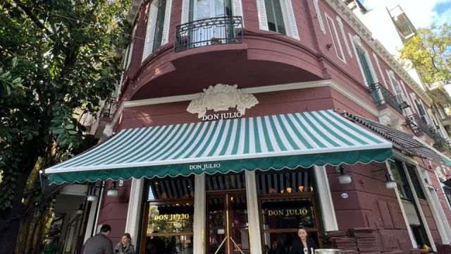El fenómeno Don Julio: ¿Cuánto cuesta hoy comer en la mejor parrilla de Buenos Aires? (con souvenir “incluido”)