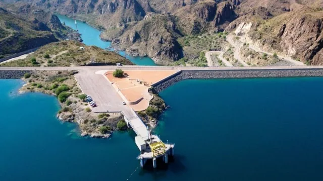 El Gobierno prorrogó hasta fin de año la concesión del Sistema Hidroeléctrico Diamante