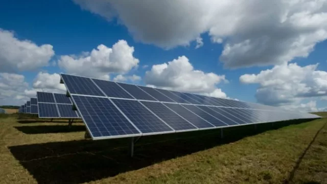 Esquel inaugura el parque solar más importante de Chubut de la mano de una cooperativa