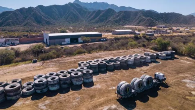 Alumbrera recicló 14.750 toneladas de neumáticos mineros durante el cierre de Bajo de la Alumbrera