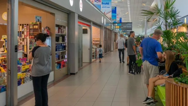Un paseo comercial en pleno corazón del aeropuerto (licitan 11 locales, abren sobres en agosto y adjudican en setiembre)