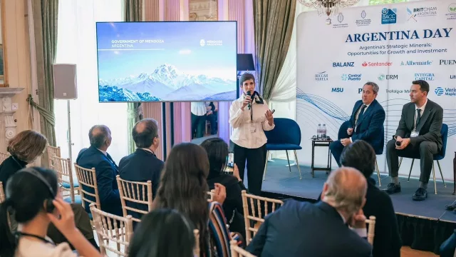 Mendoza busca atraer inversiones mineras en Londres y acelerar nuevos proyectos de cobre